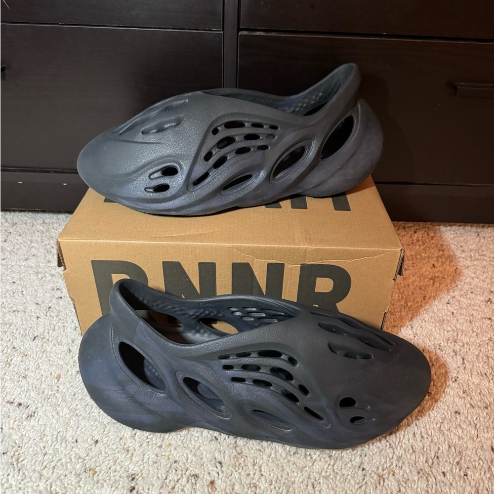 Yeezy Foam Runner 'Mineral Blue' Size 13
